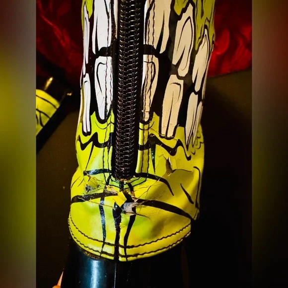 Rare Discontinued Iron Fist Zombie Rain Boots New with defects 18.5” US 10 EU 41 - Picture 11 of 16